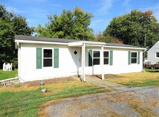 631 N Farmersville Rd, Ephrata, PA 17522