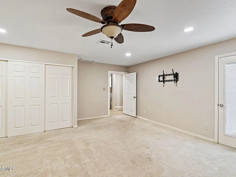 3007 N 84th Pl — Photo 34