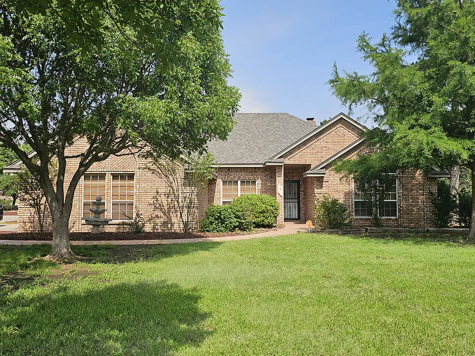 7 NW Forest Ln