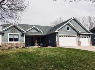 225 Firewatch Dr, Jordan, MN 55352