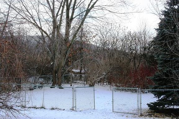 2nd image of 1881 Dryden Rd
