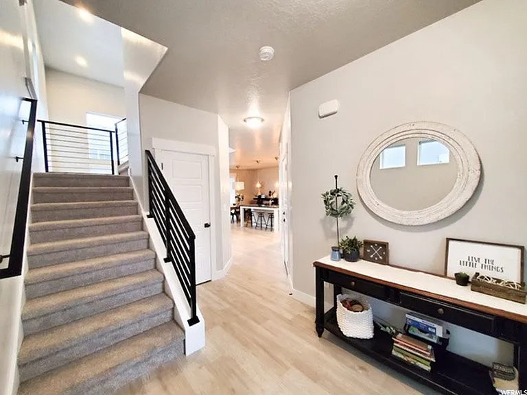 941 W Cushing Rd — Photo 3