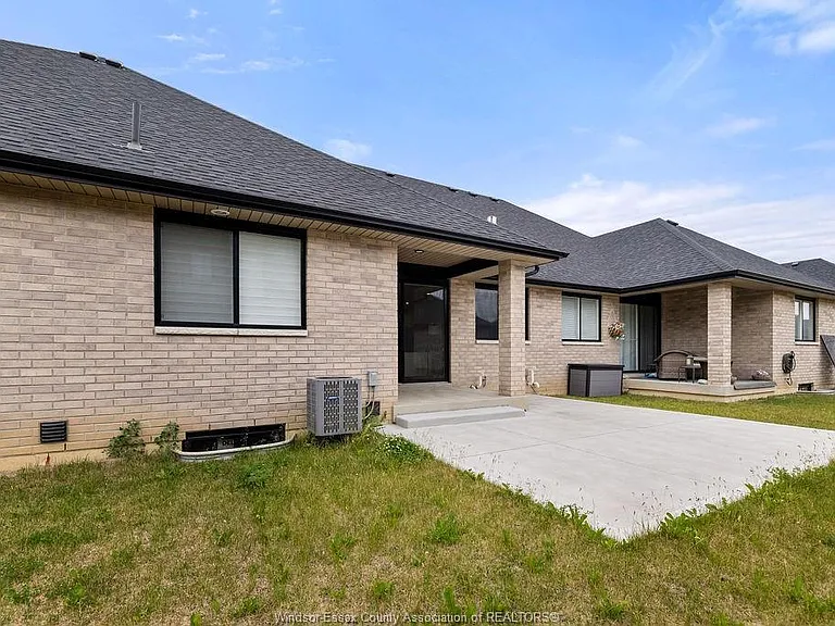 510 Water Rd — Photo 25