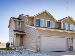 2903 SE Keystone Dr, Grimes, IA 50111