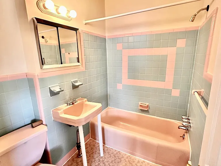 945 E Chelten Ave #3F — Photo 9