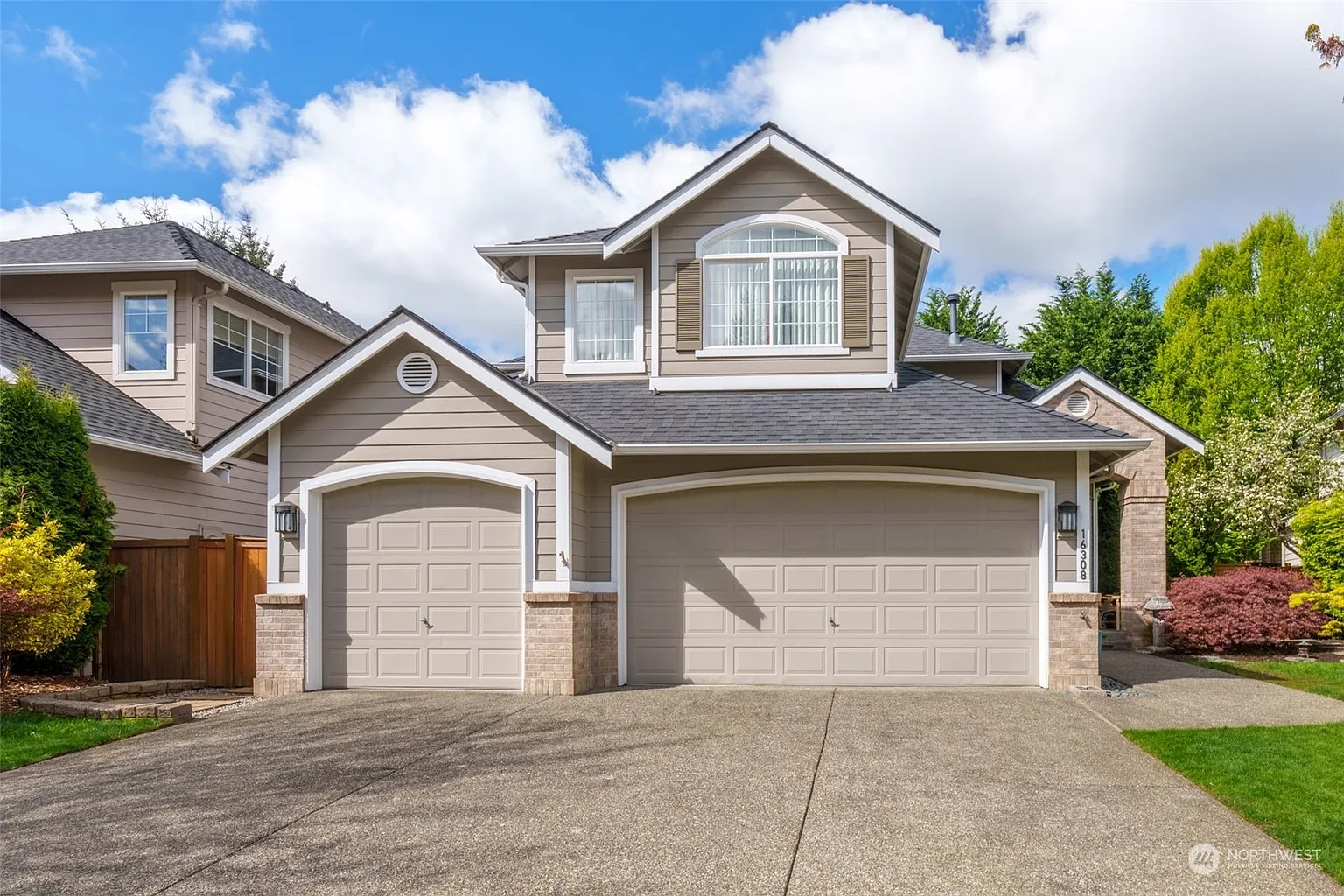 16308 34th Drive SE photo 1