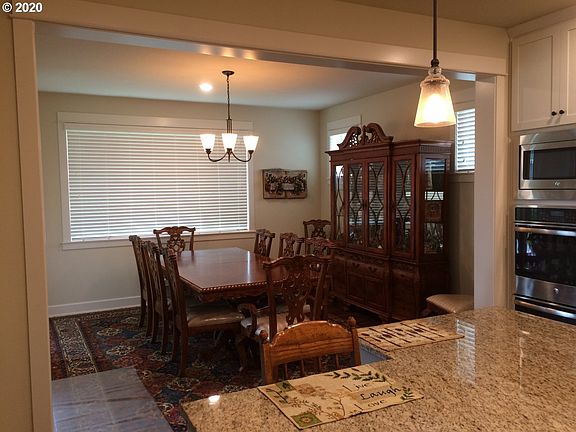 4th image of 5104 NW 136th Cir