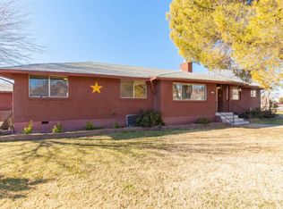 2817 W Vineyard Dr, Santa Clara, UT 84765