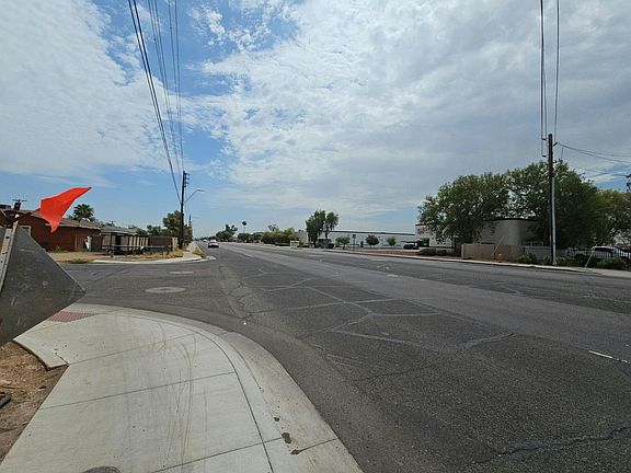 4th image of 3812 W Thomas Rd