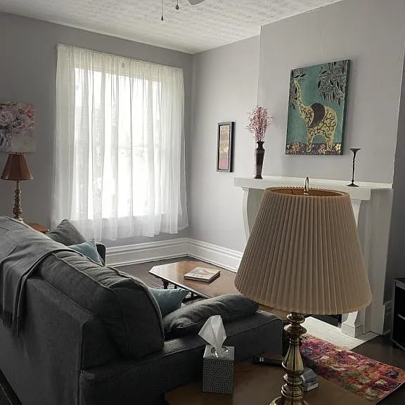 875 Heyl Ave — Photo 4