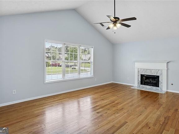 3rd image of 1562 Amhearst Mill Dr