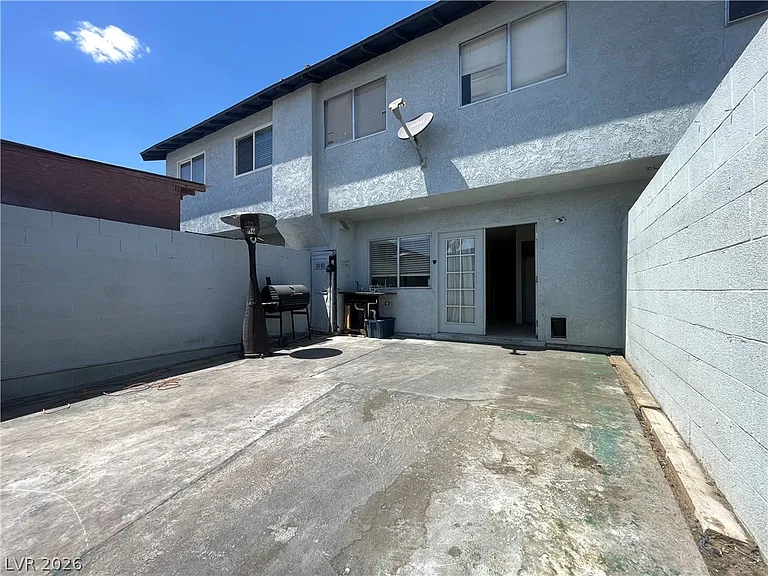 3904 Blackford Pl — Photo 38