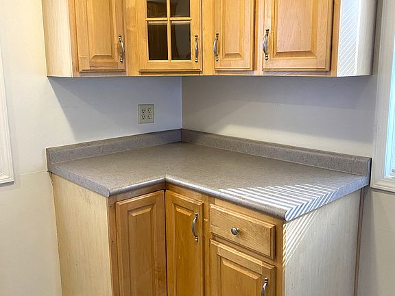 3rd image of 6740 Osborn Ave