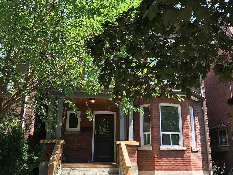 201 Madison Ave E #C — Photo 3