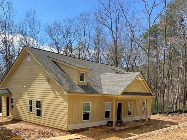 105 Weddell Ct, Waleska, GA 30183