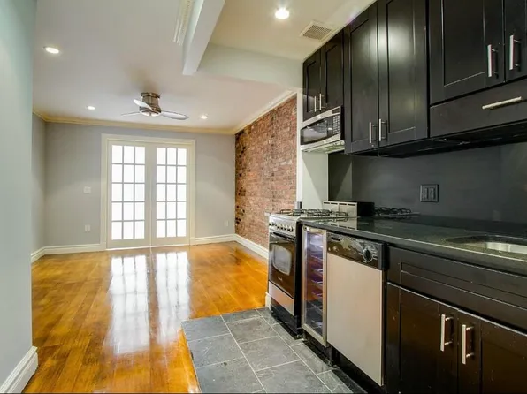 444 West 52nd Street image 1 of 5