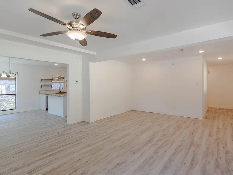 3931 Abilene St — Photo 19
