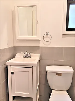 Rented by Laffey Real Estate | media 17