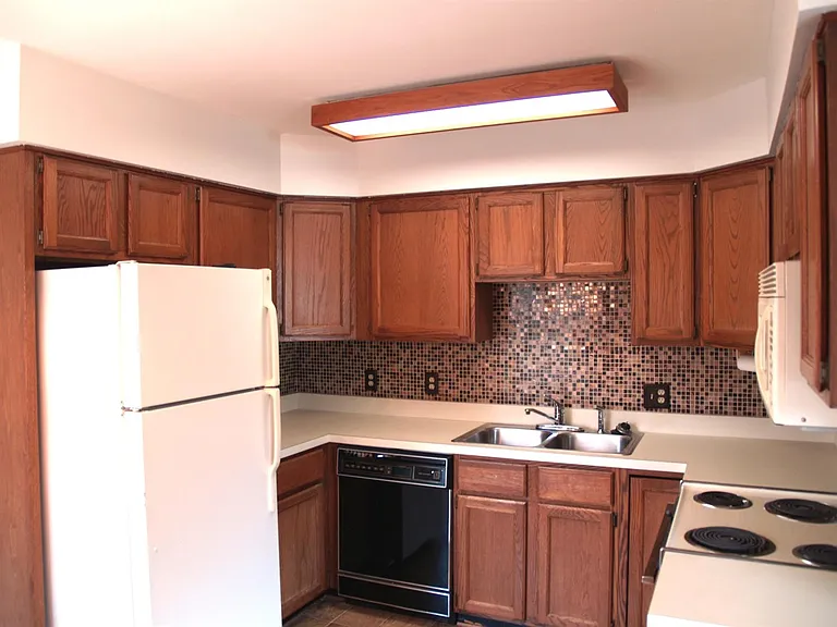 4206 Packard St #6 — Photo 8