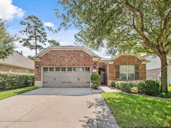 16918 Cherokee Lake Ln, Houston, TX 77044