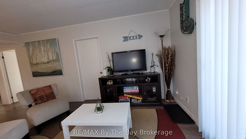 Wasaga Beach House for rent - 5 Bedrooms — photo 12