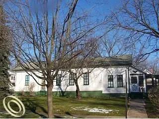 512 Cass St photo 1