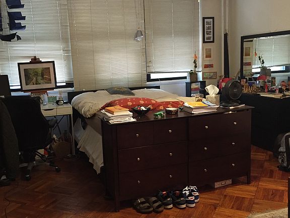 3rd image of 158 Hicks St APT A