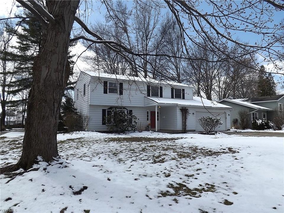 1st image of 26185 Hickory Ln