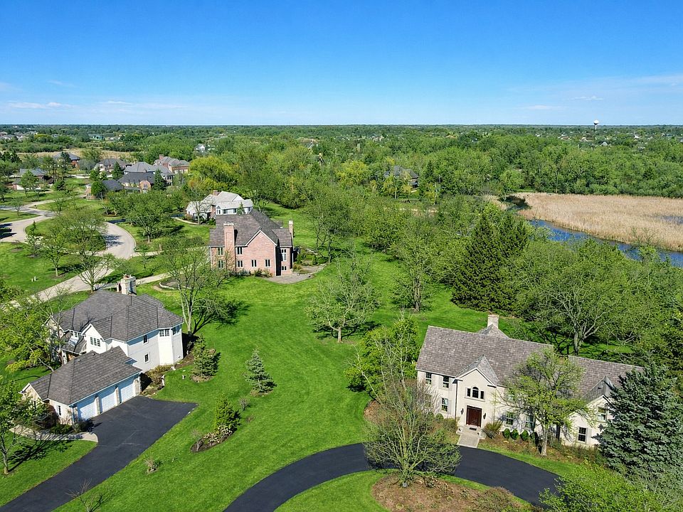 1st image of 4 Ashford Ct