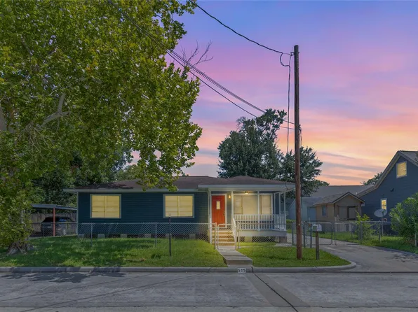 515 2nd St, Humble, TX 77338