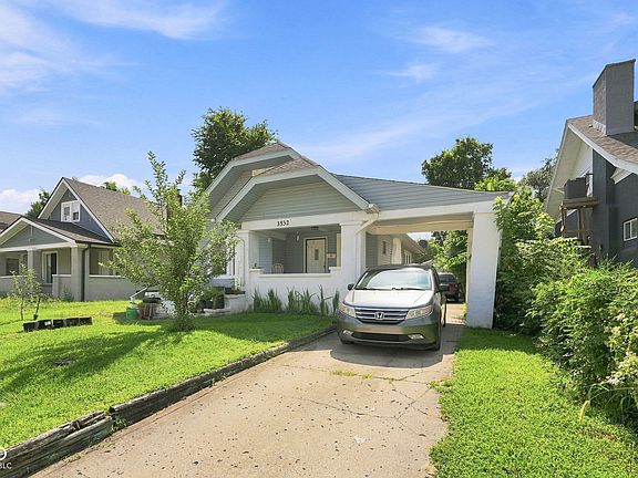 5th image of 3532 Evergreen Ave