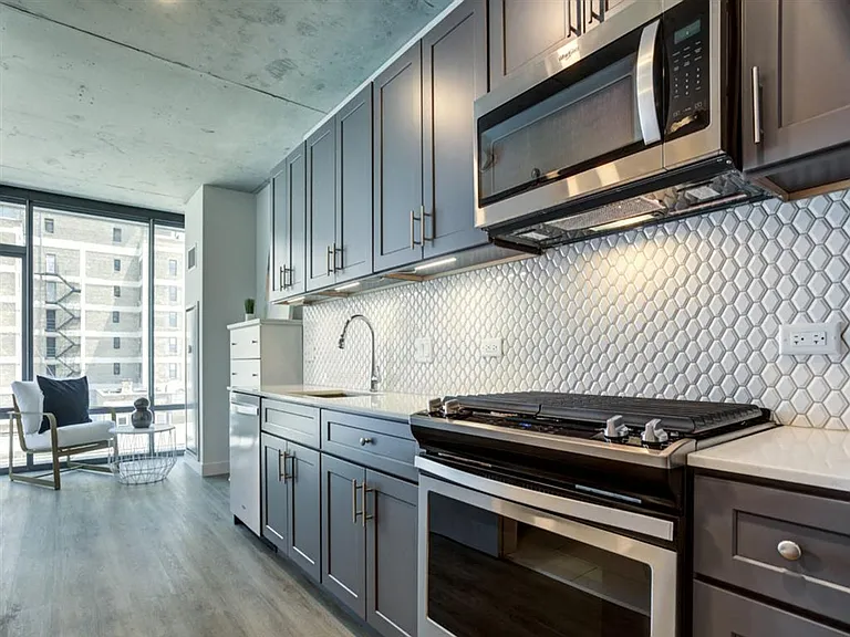 Four50 Residences — Photo 16