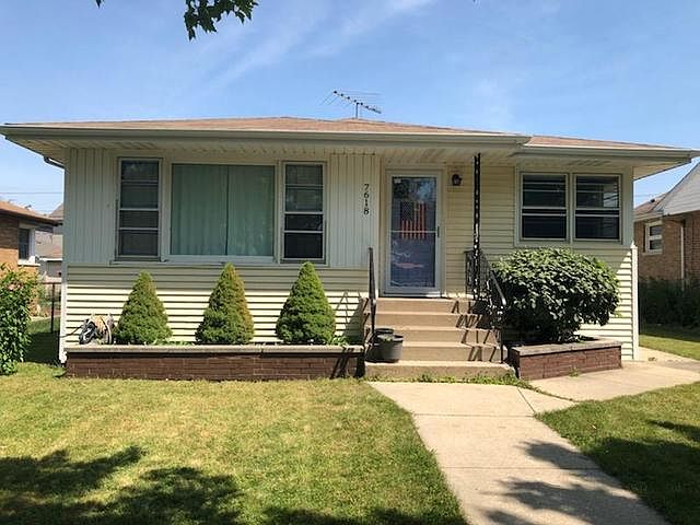 1st image of 7618 W 66th Pl