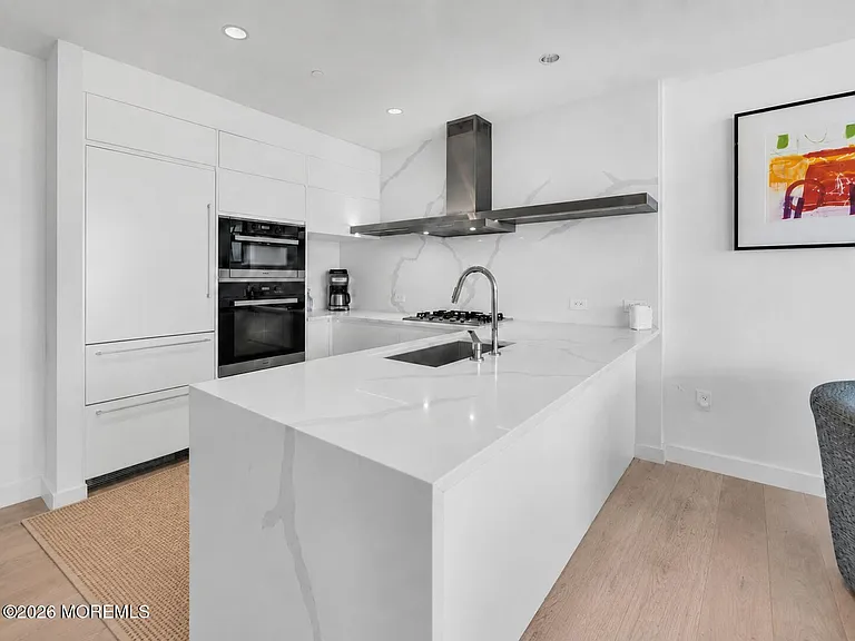 1101 Ocean Ave #1510 — Photo 14