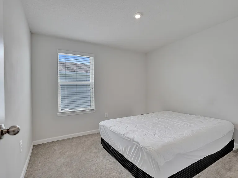 12749 SW Orvieto Way — Photo 19