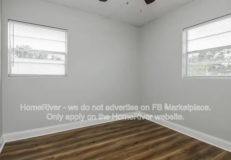 4901 Hernandes Dr — Photo 12