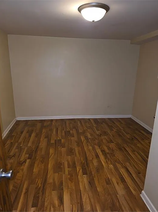 2 bed, 900 sqft, $1,250 — Photo 2