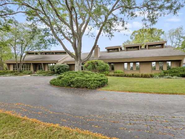 14960 W 21st St, Wadsworth, IL 60083