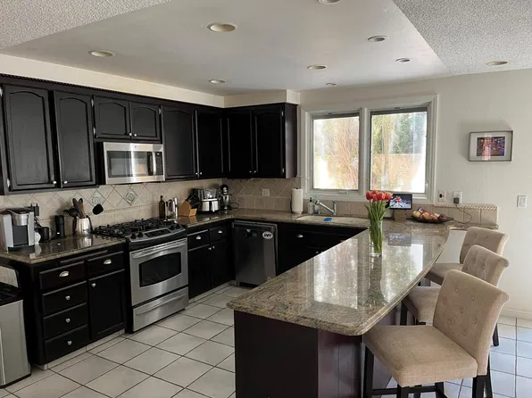 (undisclosed Address), Costa Mesa, CA 92627