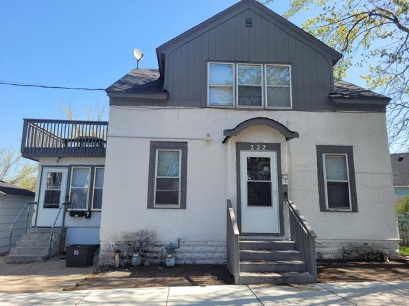 222 Maple St Floor 1