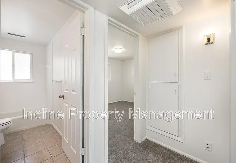 1069 S 80 E — Photo 8
