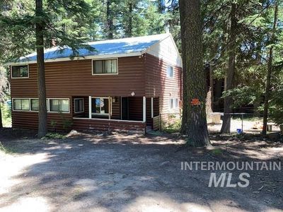 654 Bings Rd, Cascade, ID, 83611