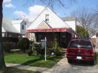 11812 223rd St, Cambria Heights, NY
