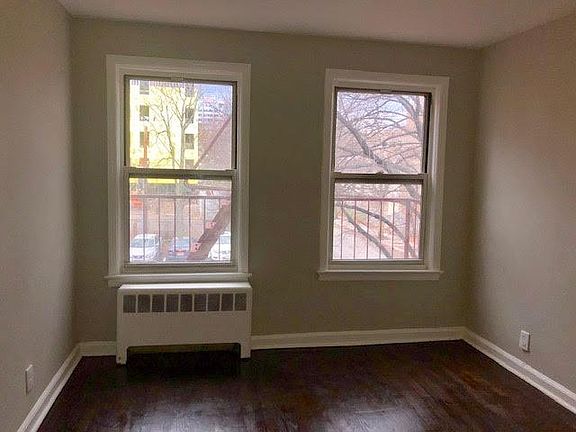 4th image of 139 Halsted St APT 2G