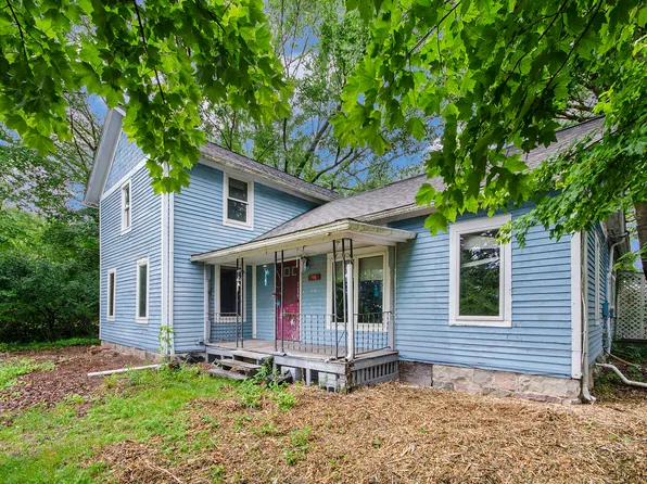 9563 Oak Rd, Willis, MI 48191