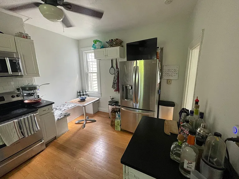 528 S Pine St — Photo 9