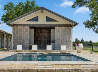 139 Blossom Hill Rd, Round Top, TX 78954