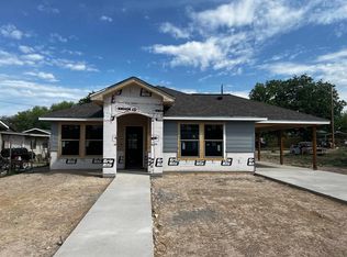 917 Phil St, Del Rio, TX 78840