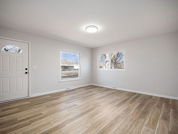 2nd image of 20 Durango Rd