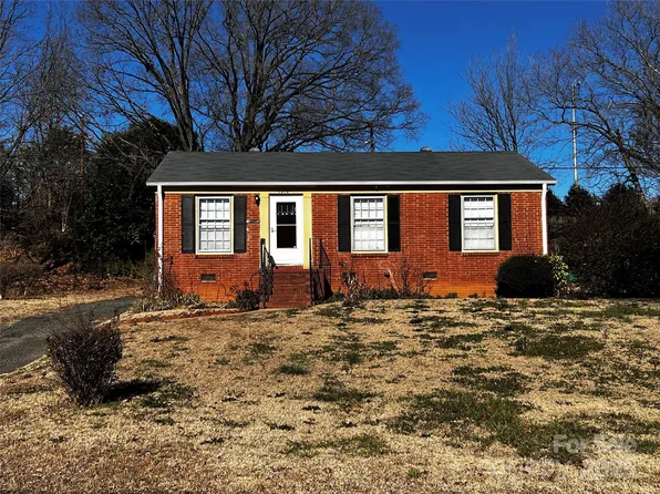 1810 Trentwood Pl, Charlotte, NC 28216